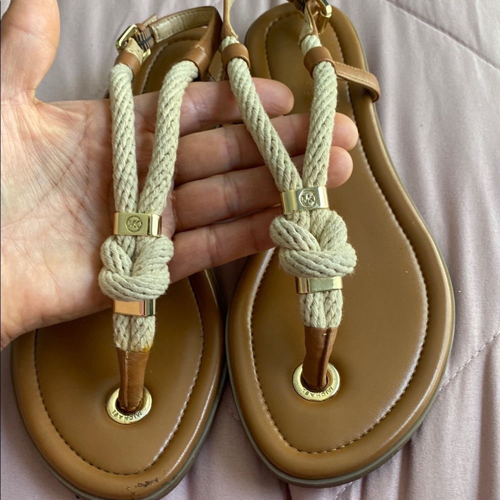 SOLD!!!  Sandals from Michael Kors size 7 - Picture 6 of 7